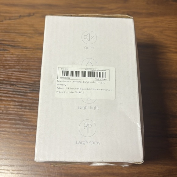 Compact White And Pink Ultrasonic Mini Humidifier - Picture 2 of 6